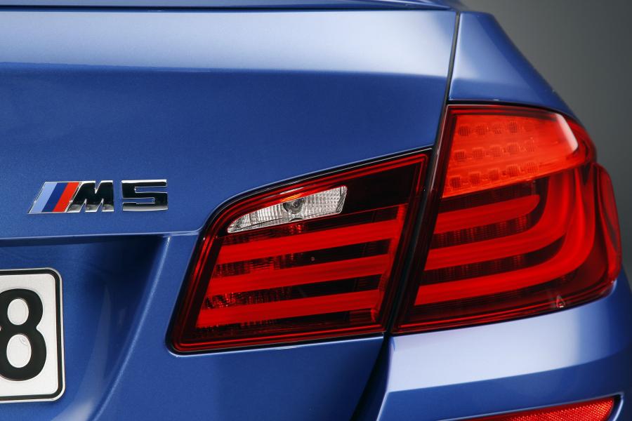  BMW M5 2011 года  (фото 336 из 344)
